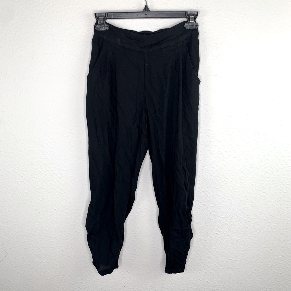 American Eagle Black Scrunch Ankle Crop Pocket Joggers F3 D213
